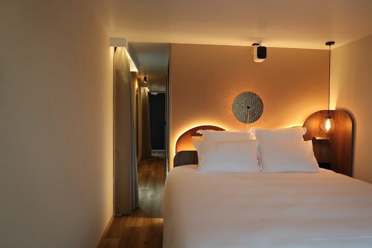 L'Escale Royale La Ferté - suites flottantes sur la Marne