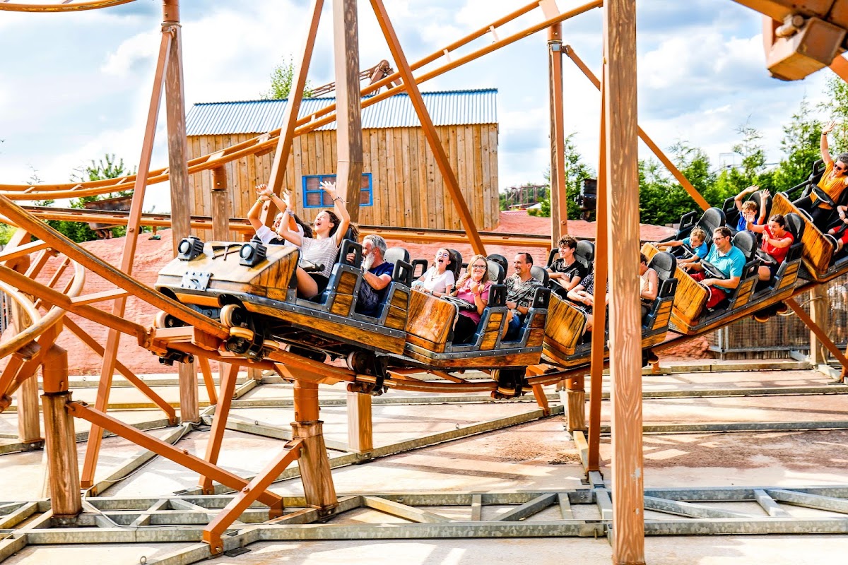 Kingoland Parc d'Attractions — Parcs d'attraction — Plumelin