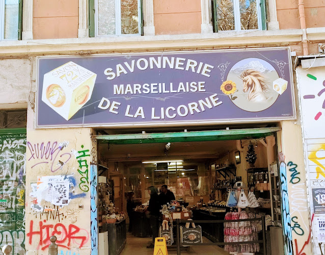 Savonnerie Marseillaise de la Licorne — Découverte de l'artisanat local — Marseille