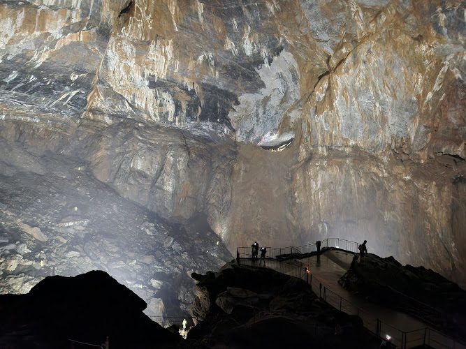 La Verna - 660 m de tunnel vers une immense salle souterraine des Pyrénées — Visite de grottes & gouffres — Sainte-Engrâce