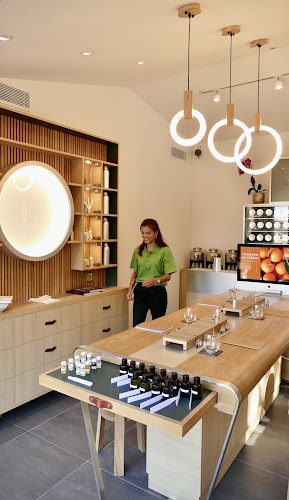 GEODORA, Parfumeur en Provence - Atelier de création de parfum - Montauroux