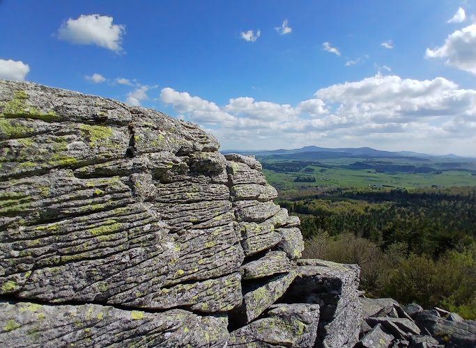 Pic du Lizieux - panorama volcanique à 1 388 m sur le Mézenc et le Meygal — Panoramas exceptionnels — Araules