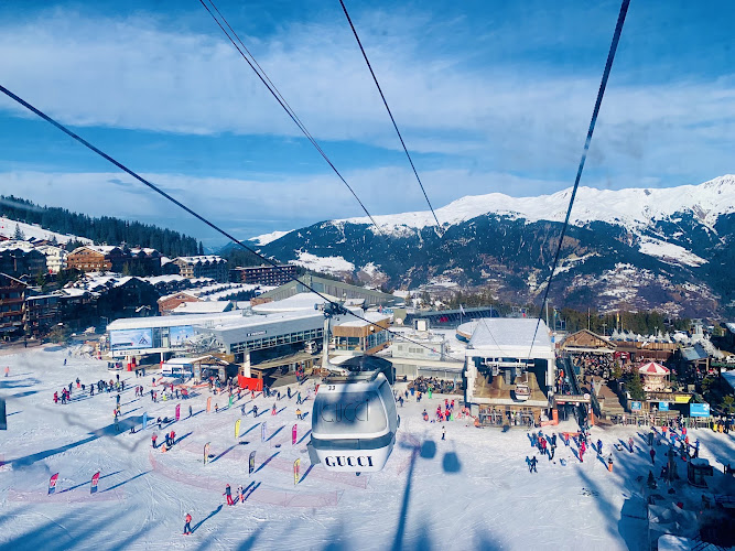 Oxygène École de Ski & Snowboard School Courchevel — Cours de ski et snowboard — Courchevel