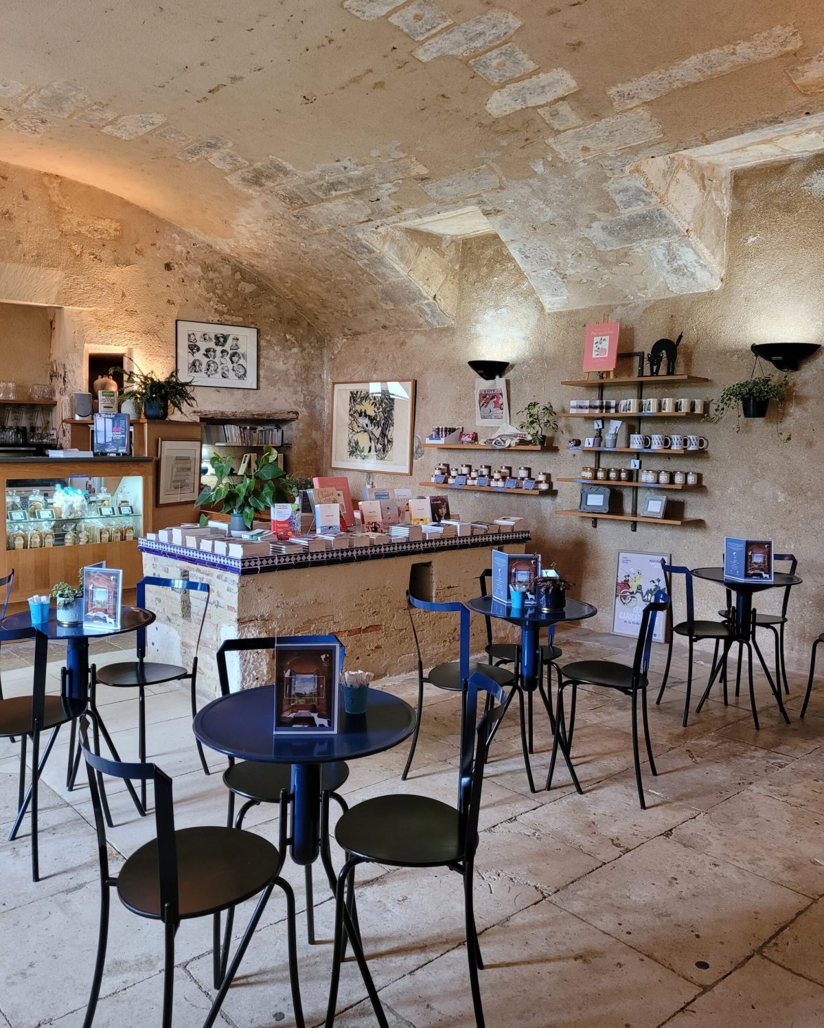 La Pause Gourmande – Musée Colette — Cafés-librairies & salons de thé littéraires — Saint-Sauveur-en-Puisaye
