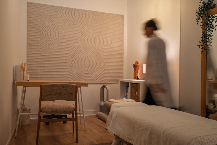 Ineza Ogawa - Shiatsu Paris