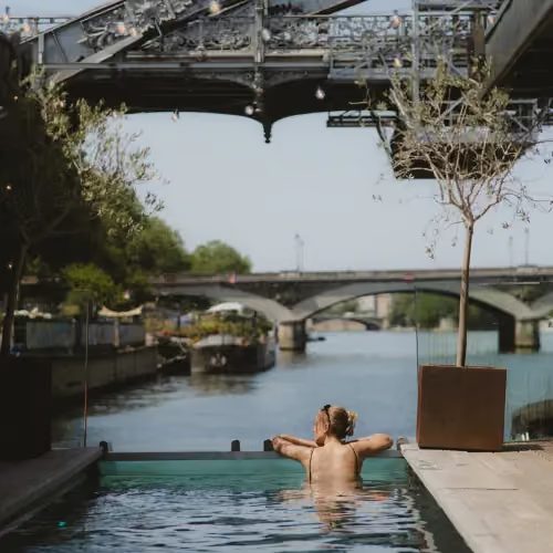 OFF Paris Seine - Nuit dans un hôtel flottant sur la Seine — Hébergements flottants — Paris