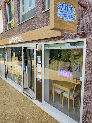 Yujo Games - bar à jeux & manga café à Courbevoie — Courbevoie