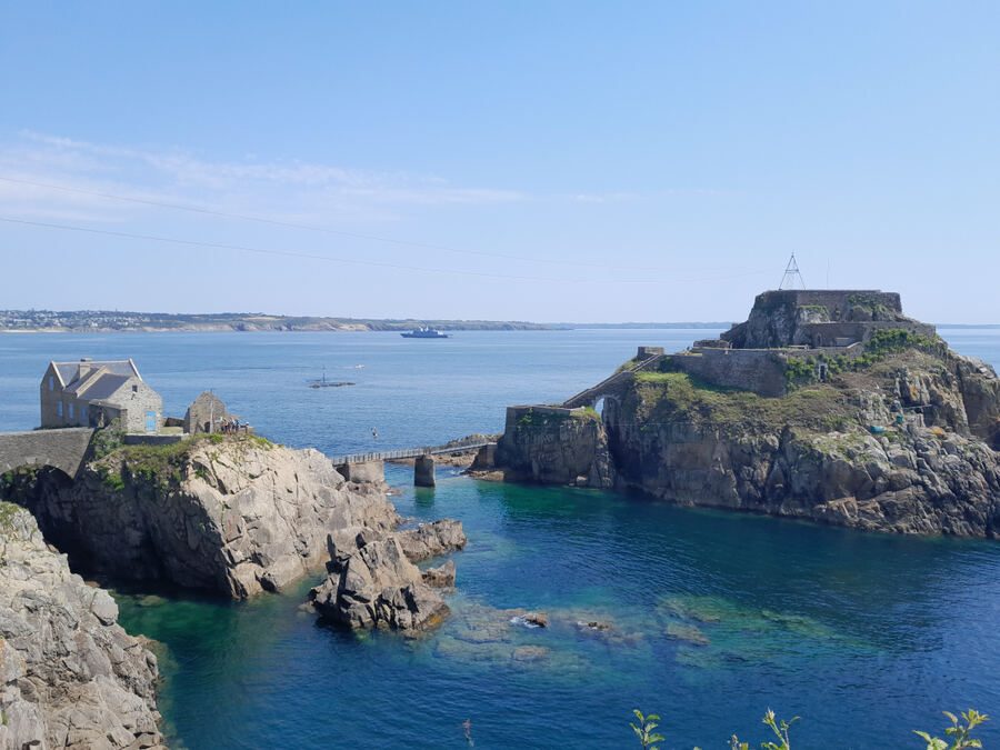 Accro-rocher du Fort de Bertheaume — Via Ferrata — Plougonvelin