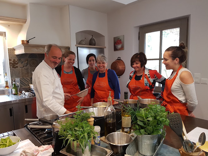 Cours de cuisine provençale avec Jean-Marc Villard dans le Luberon — Cours de Cuisine avec Chef Professionnel — Maubec