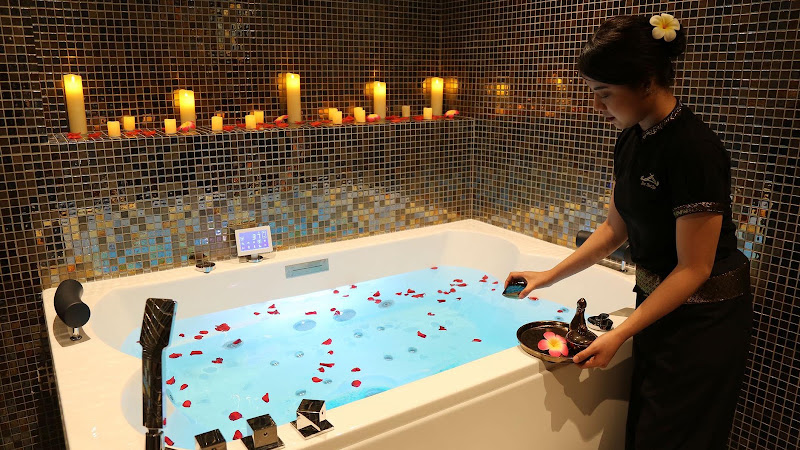 Ban Thai Spa — Massage thaï traditionnel — Bordeaux