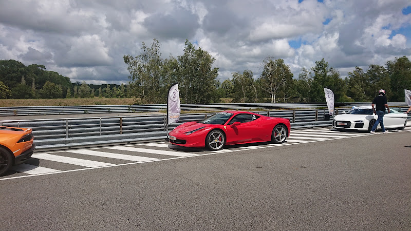 Extrême Limite — Stage de pilotage Ferrari, Lamborghini, Porsche, Aston Martin,... — Fay-de-Bretagne