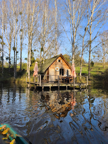 Cabanes sur Pilotis — Saint-Didier-sur-Arroux