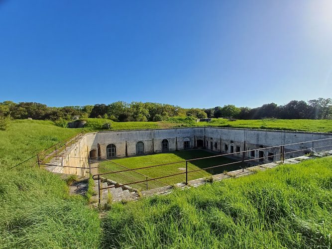 Fort Liédot - fort du XIXe, Fort Boyard et fonds marins de l'Île d'Aix — Patrimoine — Île-d'Aix