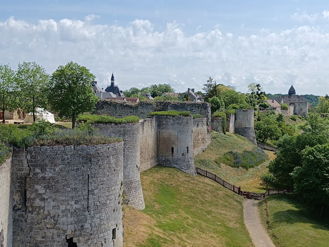 Château de Coucy — Patrimoine — Coucy-le-Château-Auffrique