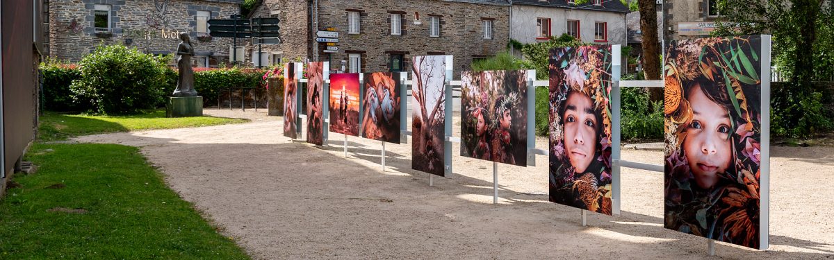 Festival Photo La Gacilly - galerie de photographies à ciel ouvert dans le Morbihan - La Gacilly