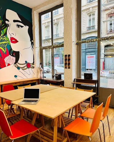 HUB CRÉATIF LYON - PAUSE CRÉATION — Cafés créatifs & ateliers DIY — Lyon