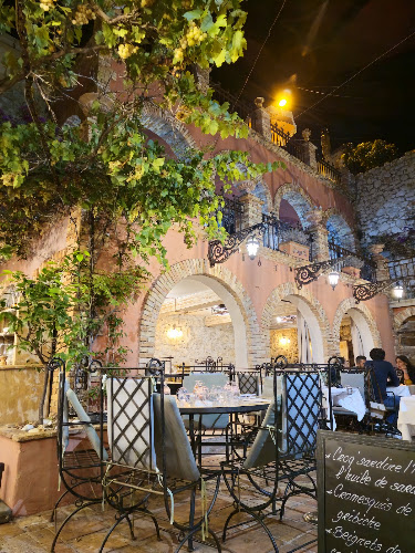 La Grotte — Restaurants insolites — Marseille