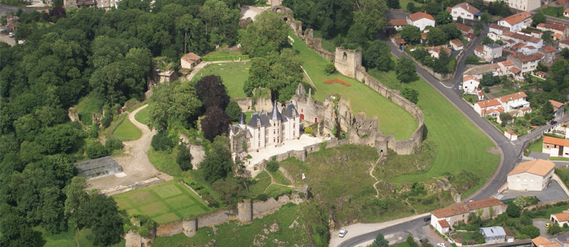 Château de Bressuire — Patrimoine — Bressuire