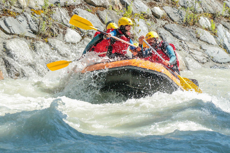 Compagnie des Guides Outdoor - Base de Rafting / Canyoning CHAMONIX — Chamonix-Mont-Blanc