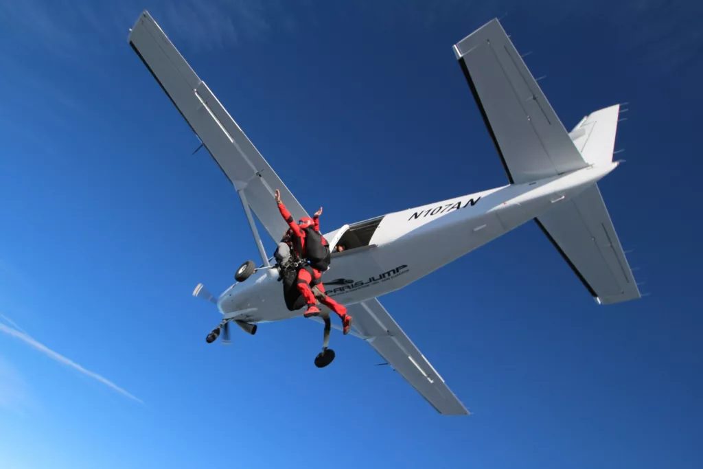 Sky Spirit, saut en parachute — Saut en Parachute - Tandem — Le Cannet-des-Maures