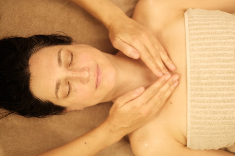 Fanny AMBROISE Facialiste massage visage Kobido Toulouse — Kobido & massages facialistes — Toulouse