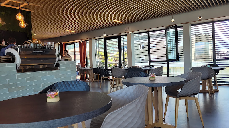 Là-Haut – Bib Gourmand avec vue sur Annecy — Restaurants avec vue — Annecy