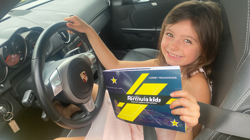 Formula Kids - École de pilotage enfants Paris et école de conduite enfants ile de France circuit Dreux Ouest Parisien (28) — Stage de pilotage enfant — Dreux