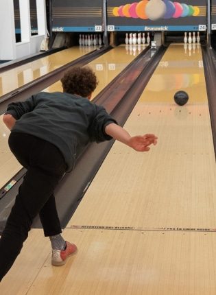 Métro Bowling : Bar, Restaurant, Bowling & Jeux d’Arcade à Lille — Lille