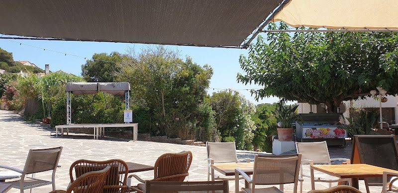 La Pomme d’Adam - bar-restaurant naturiste et soirées animées sur l’île du Levant — Guinguettes & restaurants festifs — Hyères