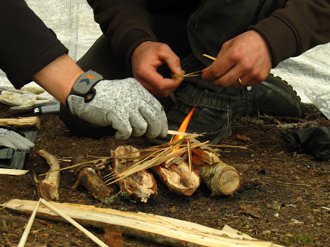 CEETS SAS (siège social) — Stage de survie — Avignon