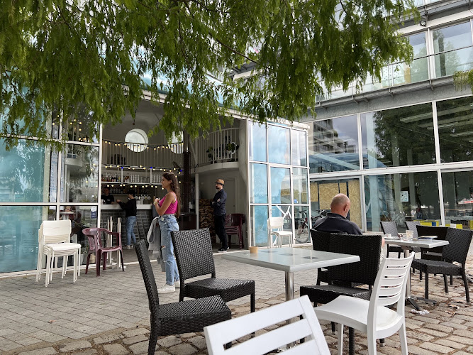 L'Absence — Bar insolite — Nantes