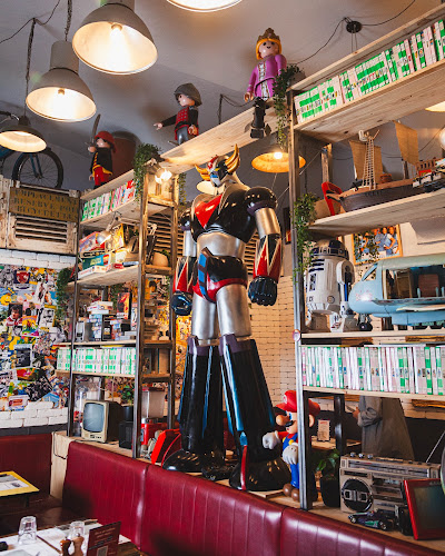Les Fils À Maman Lyon — Restaurants insolites — Lyon