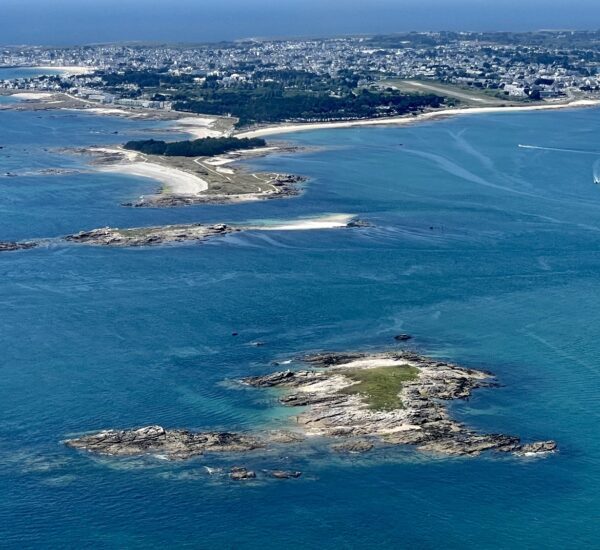 Bretagne Hélicoptère — Baptême de l'air - Hélicoptère — Monterblanc