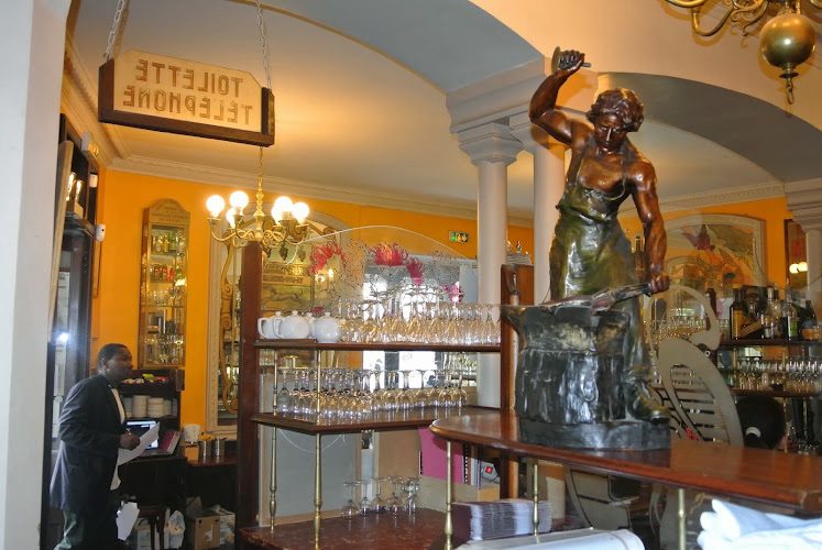 Café de la Table Ronde — Restaurants historiques & lieux patrimoniaux — Grenoble