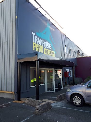 Trampoline Park Angers — Session de Trampoline Park pour Enfants et Adultes — Saint-Barthélemy-d'Anjou