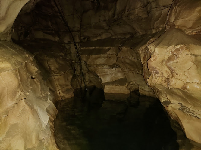 Grotte du Maire
