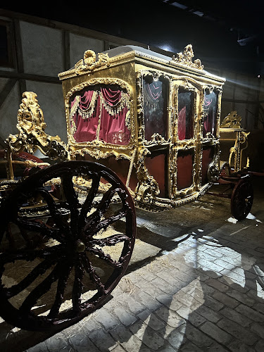 Cité de l'Histoire - Eternelle Notre-Dame — Musées Historiques — Puteaux