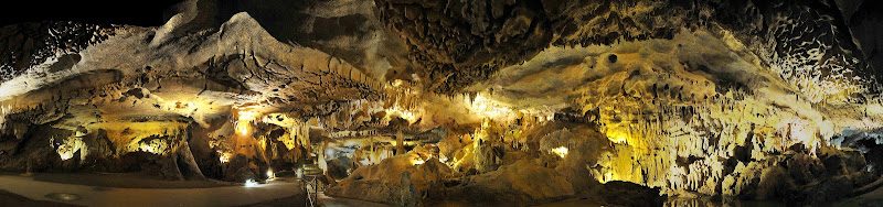 Grottes de Bétharram - traversée souterraine sur trois niveaux — Visite de grottes & gouffres — Saint-Pé-de-Bigorre