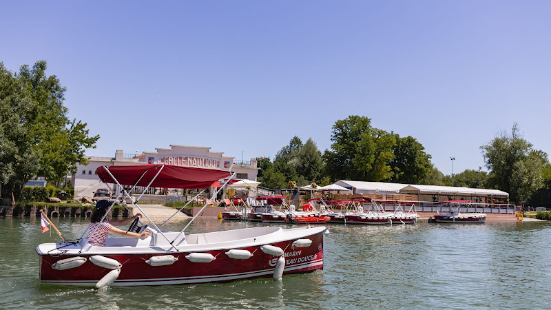 Marin D'Eau Douce Meaux — Location de bateaux sans permis — Meaux