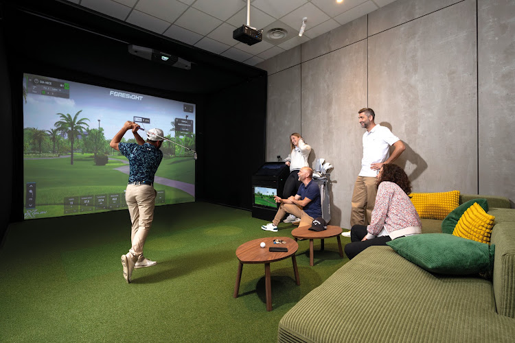 Golf Indoor Academy - Nice — Nice