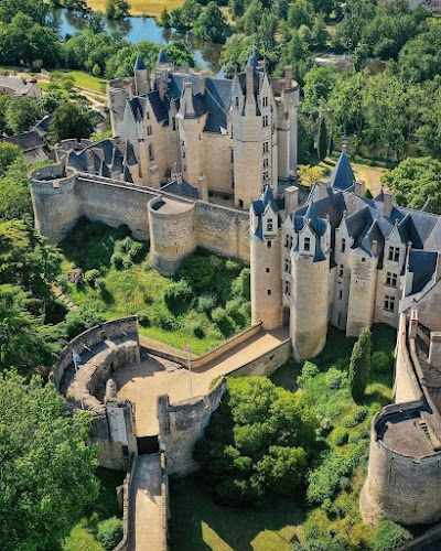 Château de Montreuil-Bellay — Visiter un château — Montreuil-Bellay