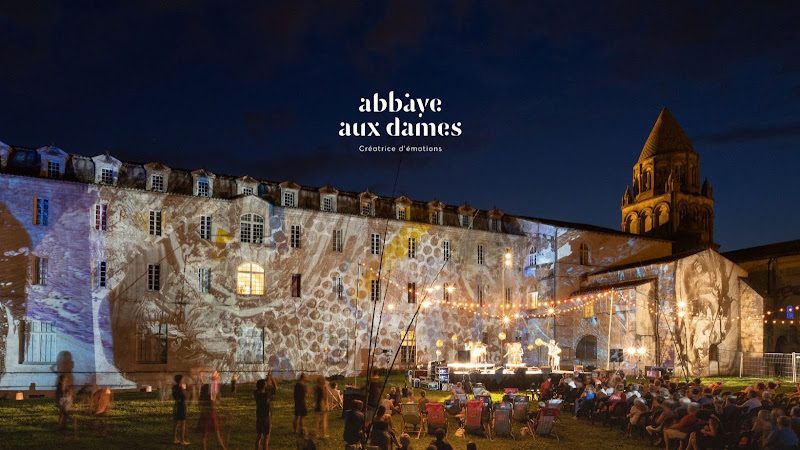 Abbaye aux Dames — Patrimoine — Saintes