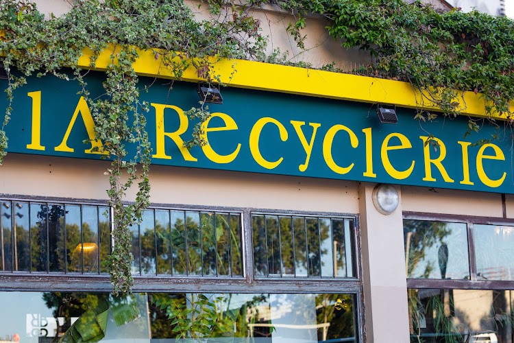 La REcyclerie — Restaurants insolites — Paris