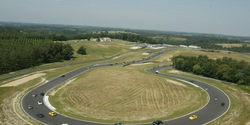 Circuit de Haute Saintonge — Stage de pilotage monoplace (Formule 1, F4, etc.) — La Genétouze