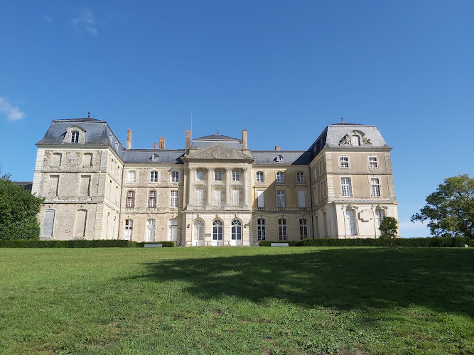 Château de Sablé - Centre de conservation BnF Joël-le-Theule — Patrimoine — Sablé-sur-Sarthe
