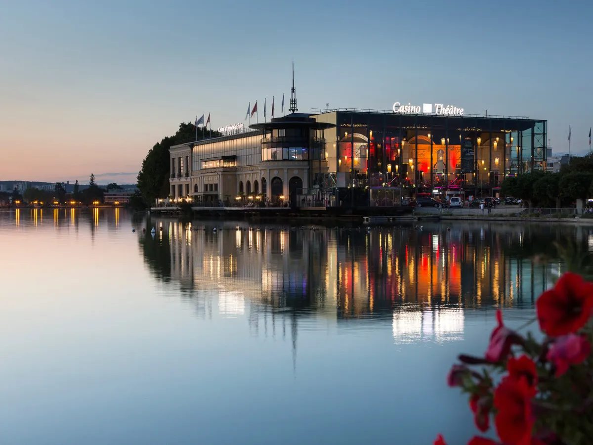 Casino Barrière Enghien-les-Bains — Enghien-les-Bains