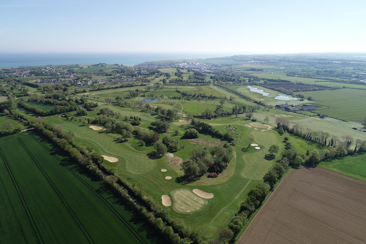 Omaha Beach Mémorial Golf Club — Parcours de Golf — Port-en-Bessin-Huppain