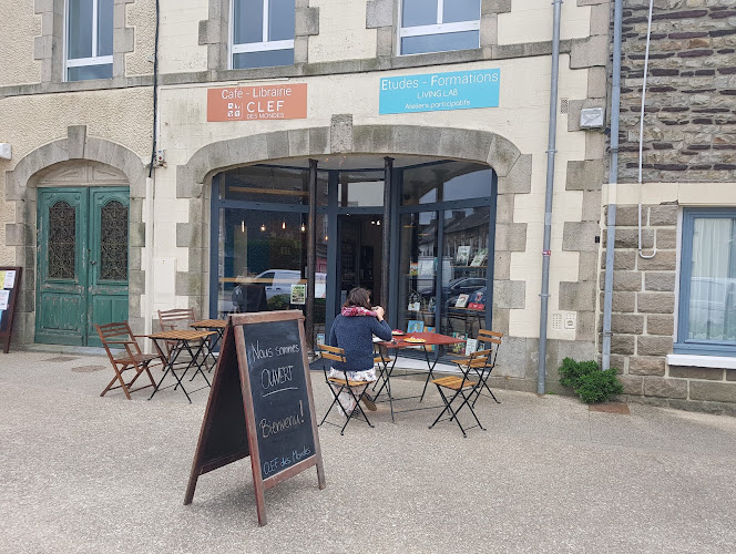 Librairie-Café La Clef des Mondes — Plélan-le-Grand