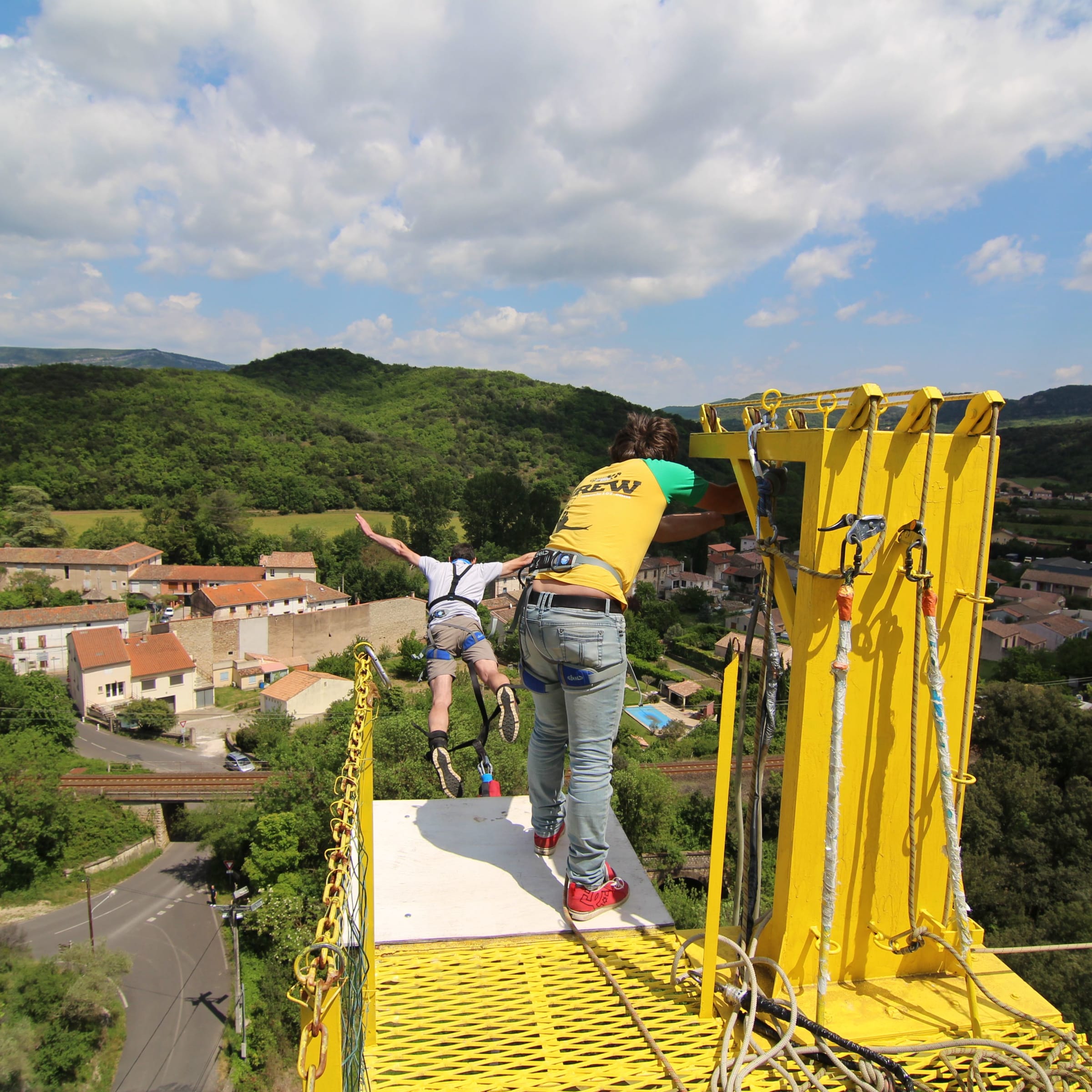 Saut à l'élastique depuis le Viaduc de Boussagues
