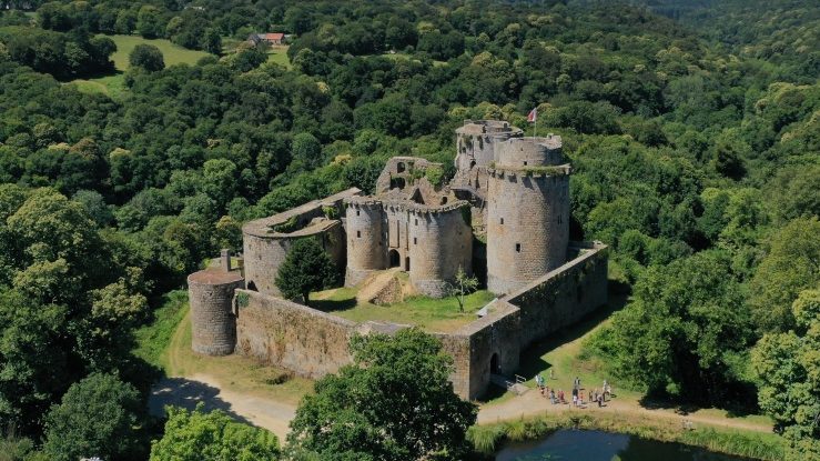 Château et Domaine de Tonquédec — Visiter un château — Tonquédec
